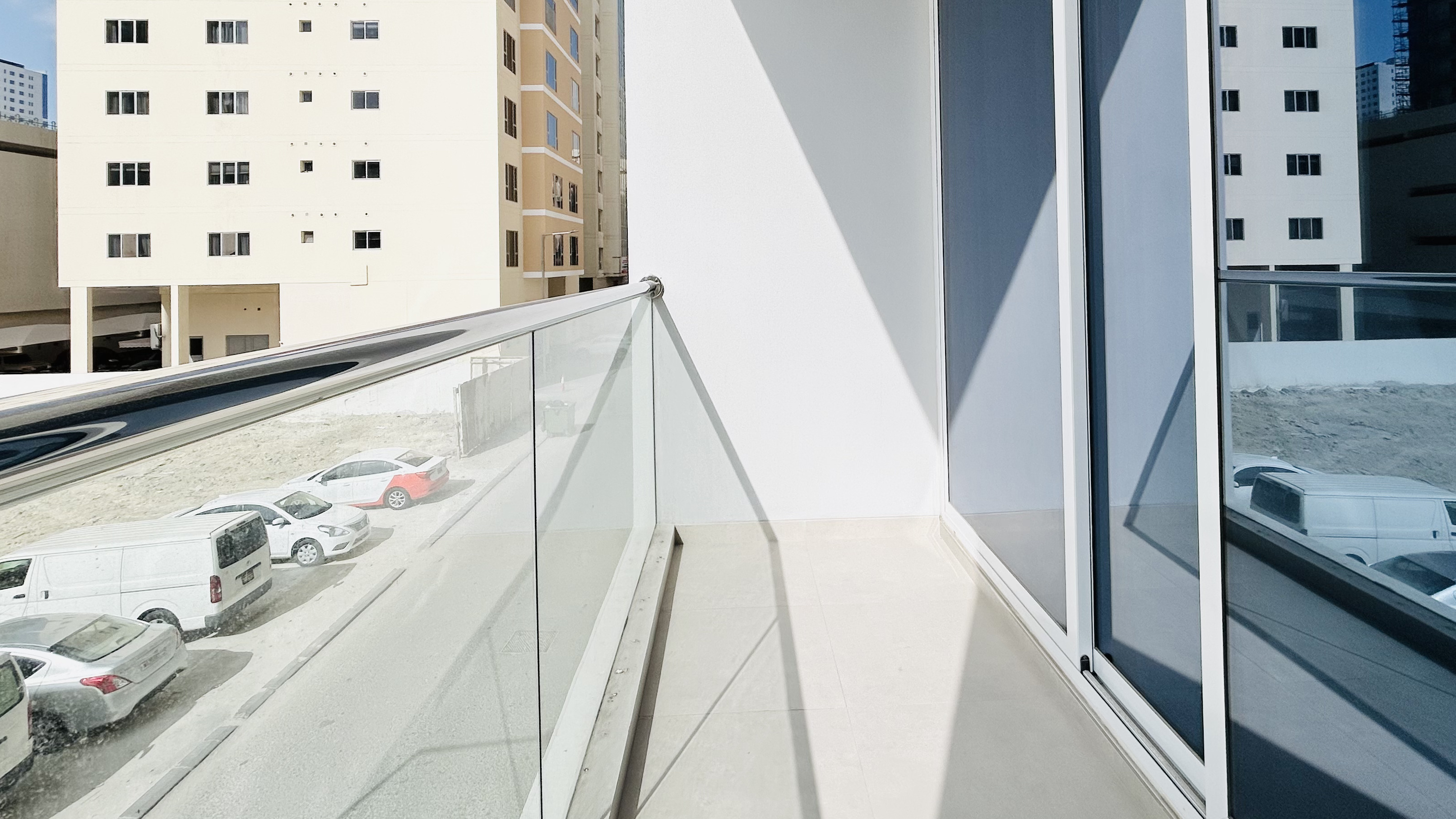 LUXURY | SPACIOUS ROOMS | BALCONY | MODERN