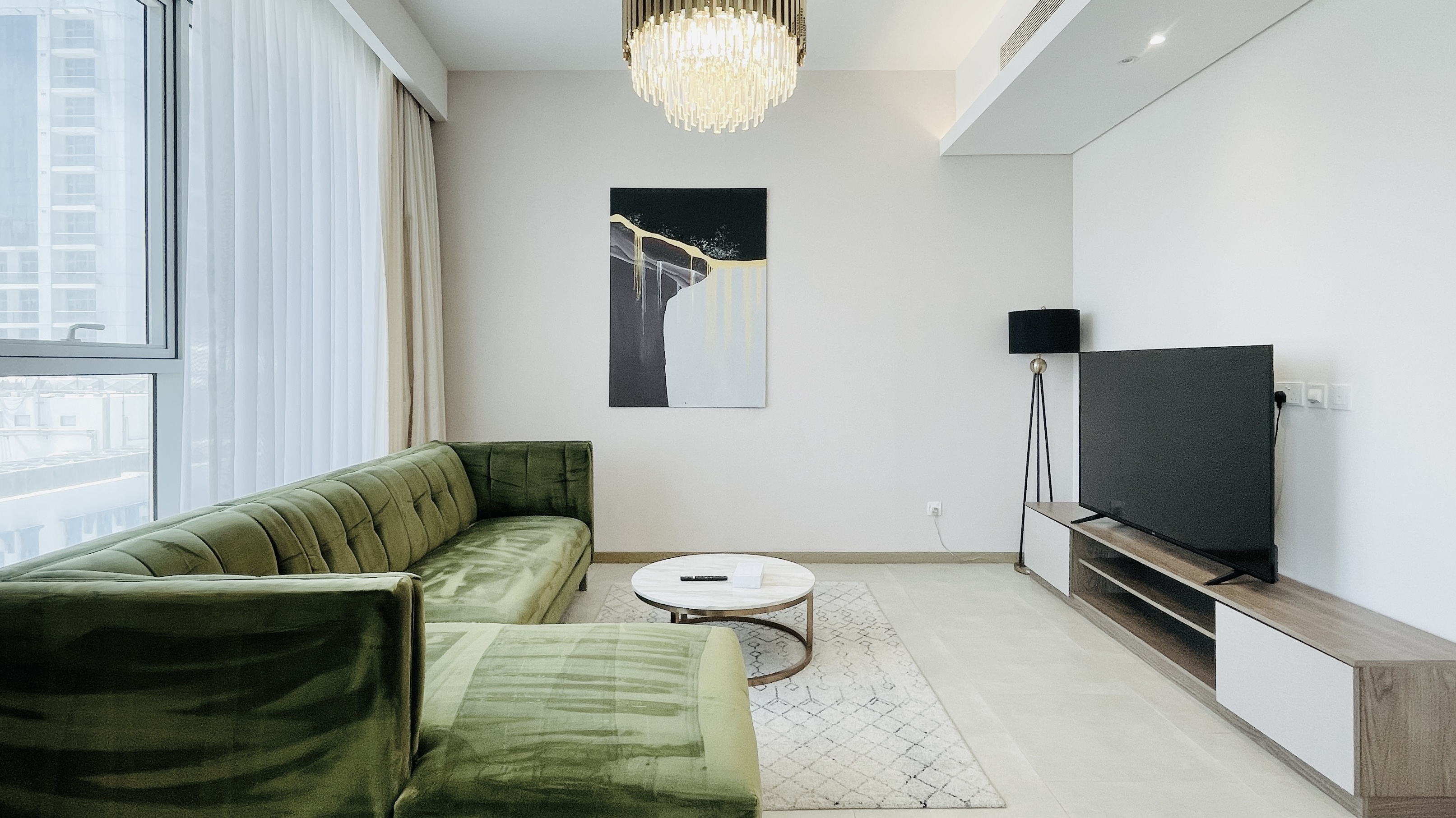 BALCONY | CITYVIEW | MODERN | GREAT AMENITIES