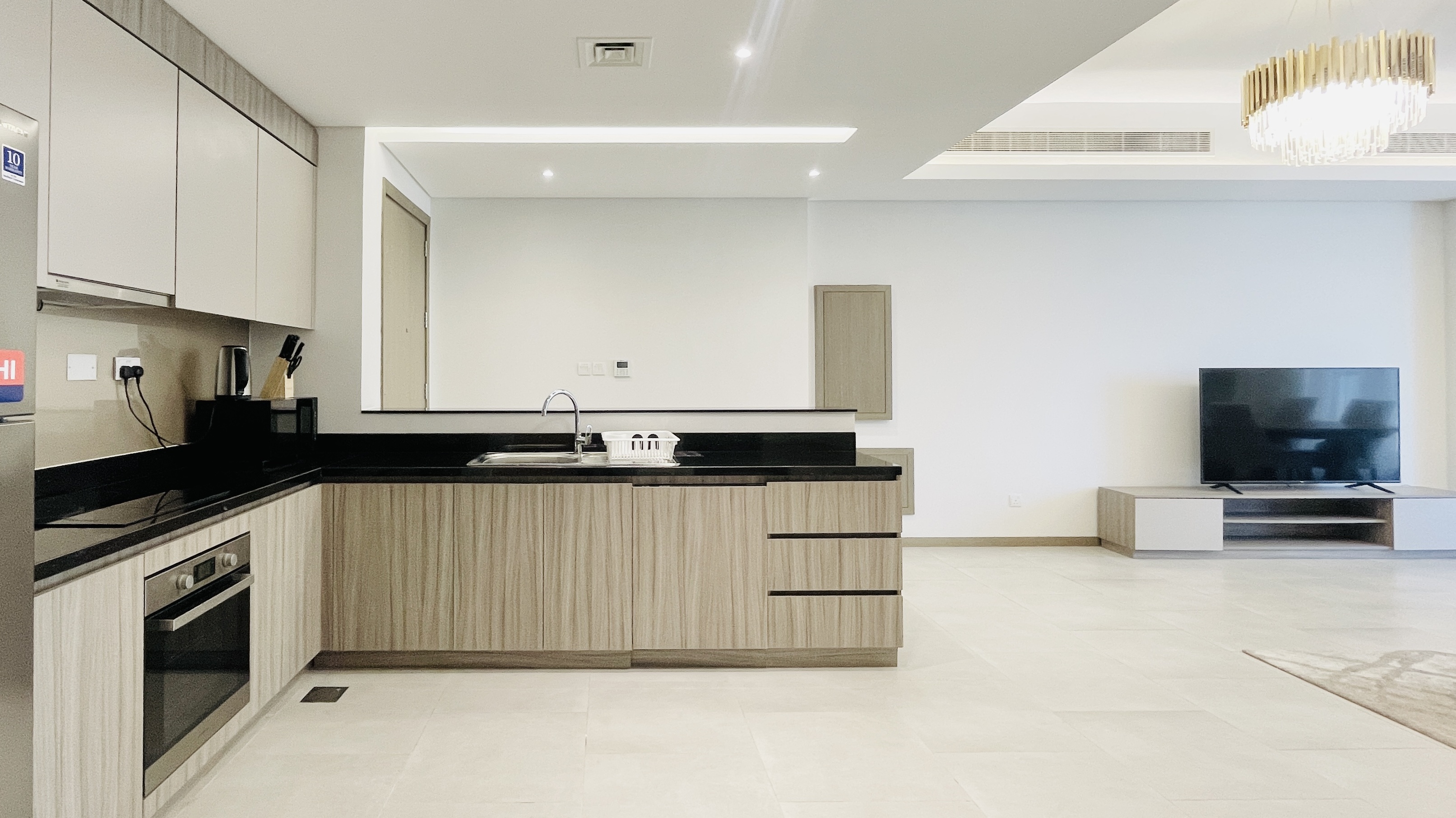 BALCONY | CITYVIEW | MODERN | SPACIOUS ROOMS | GREAT FACILITIES