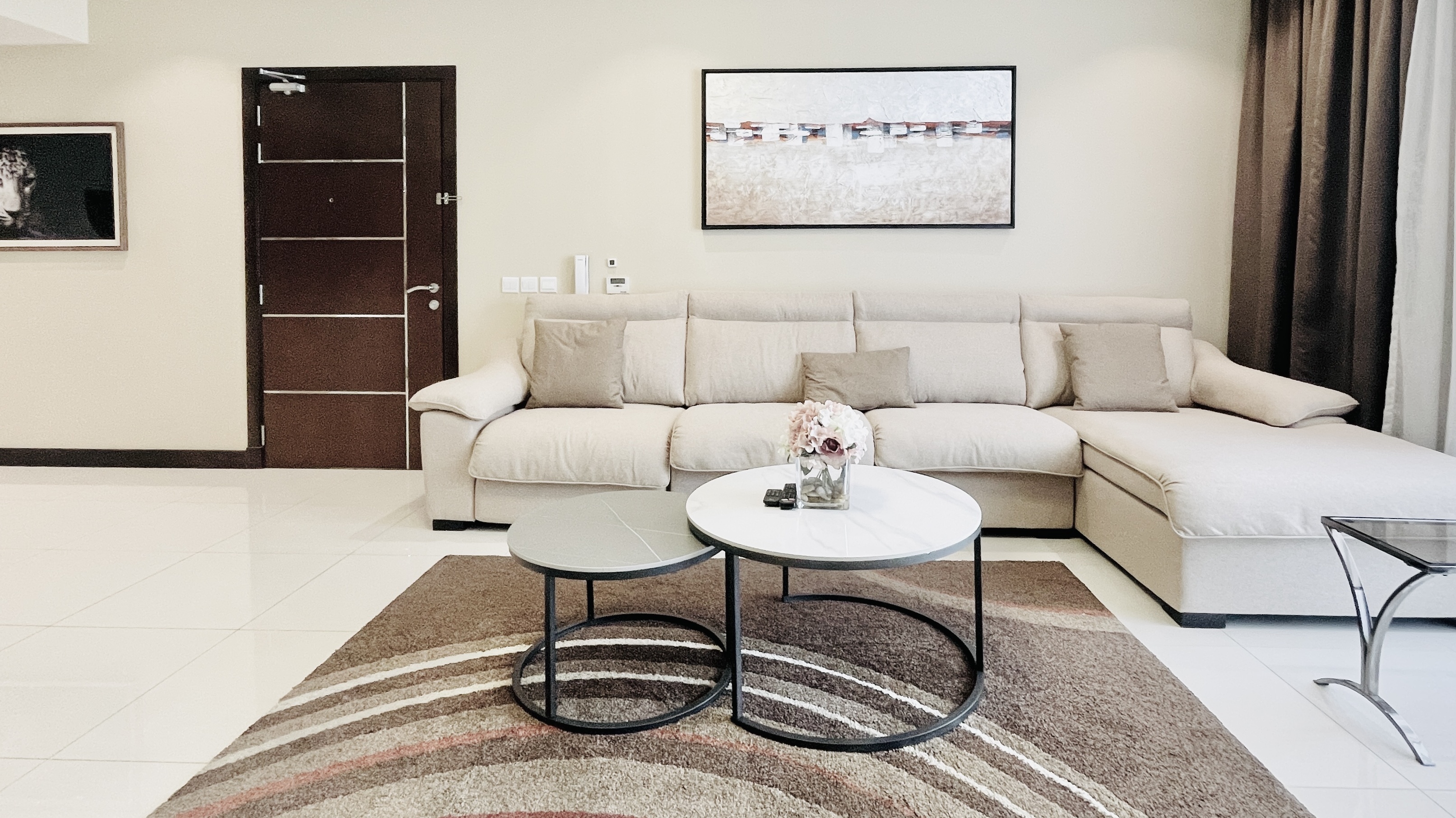 THREEHIGH BUI| SPACIOUS ROOMS | BALCONY | CITY VIEW 